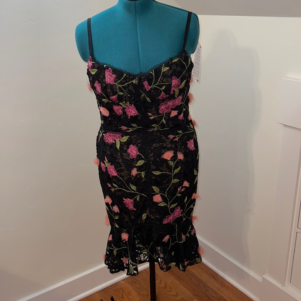 Marchesa Notte black floral lace appliqué cocktail dress
